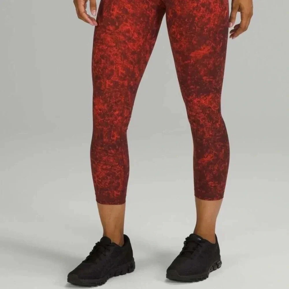 LULULEMON Wunder Train HR CROP 23" Denim Wash Print Autumn Red Black Size 20 - Picture 10 of 10